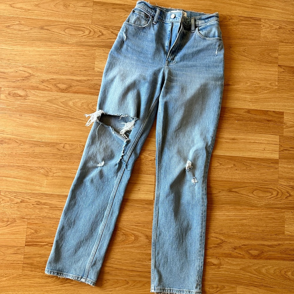 Abercrombie 90s straight leg, ultra high rise, curve love 24
